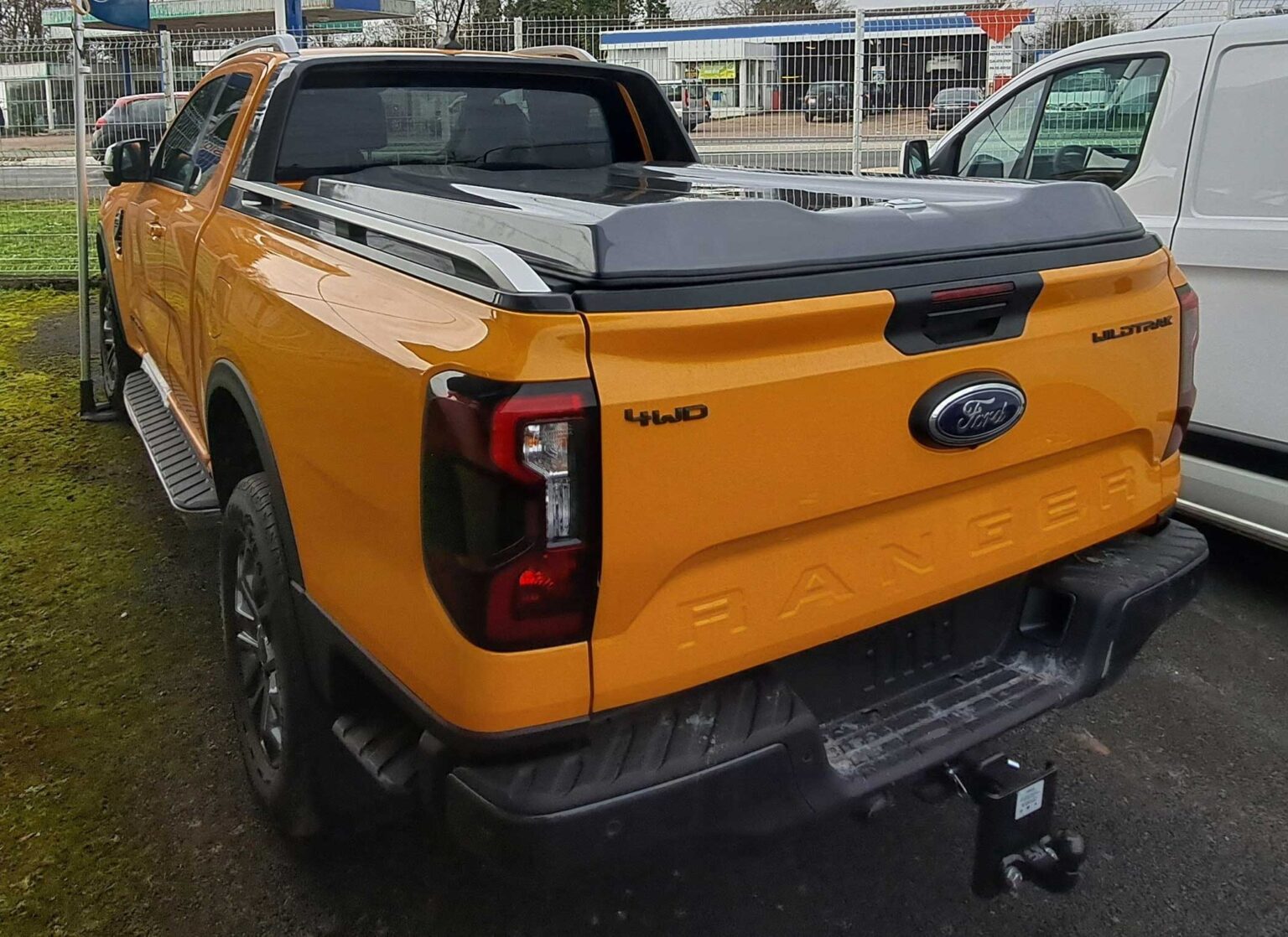 Topline Tonneau Cover Ford Ranger Wildtrak Supercab