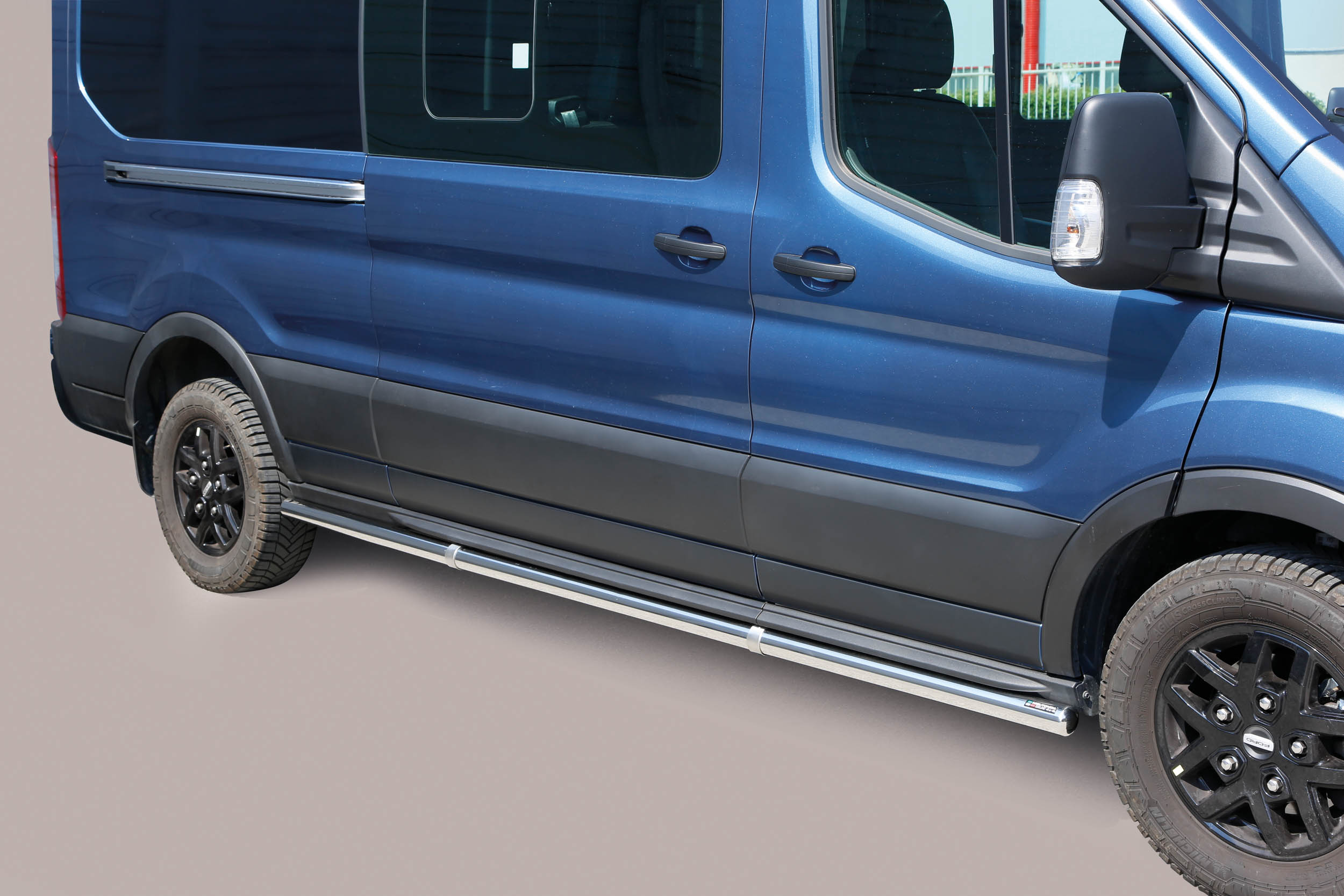 Misutonida Side Bar 63mm Ford Transit L3 L4 2024
